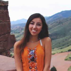 Meet your Posher, Emilie